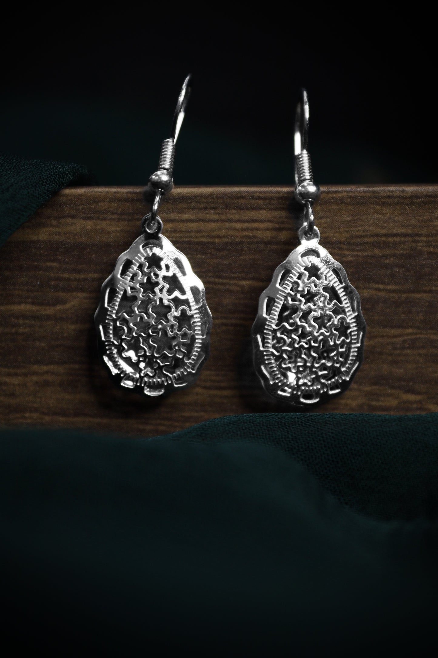Pratination Heritage Teardrop Filigree Earrings