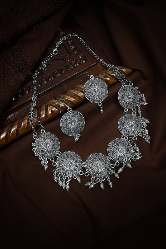 Pratination “Mehfil Medallion” Oxidized Necklace Set