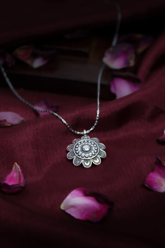 Pratination Bloom Oxidized German Silver Pendant Set