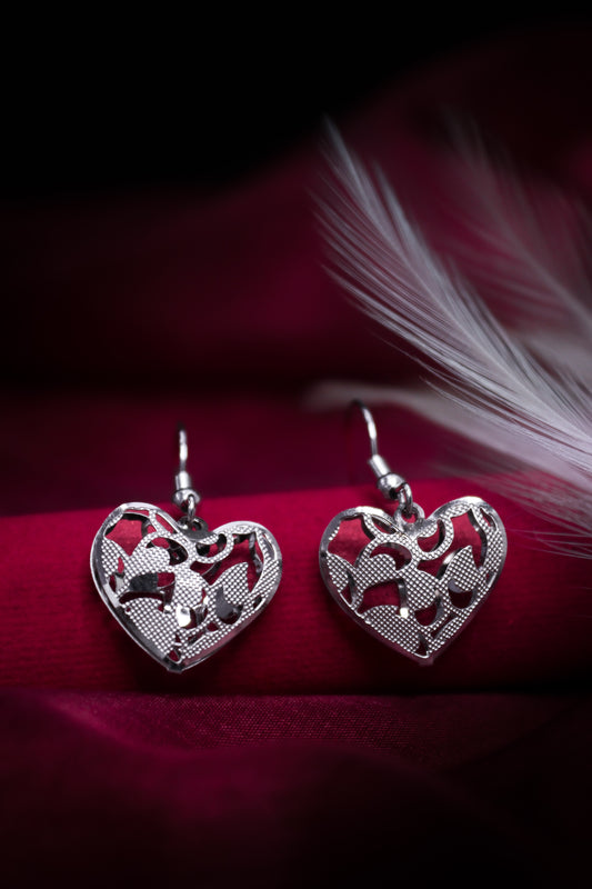 Pratination Silver Heart Shaped Oxidized Earrings – Korean Style Minimalist Gift for Her