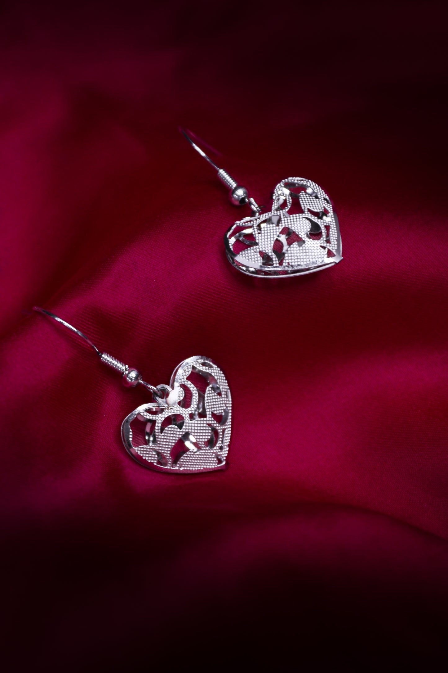 Pratination Silver Heart Shaped Oxidized Earrings – Korean Style Minimalist Gift for Her